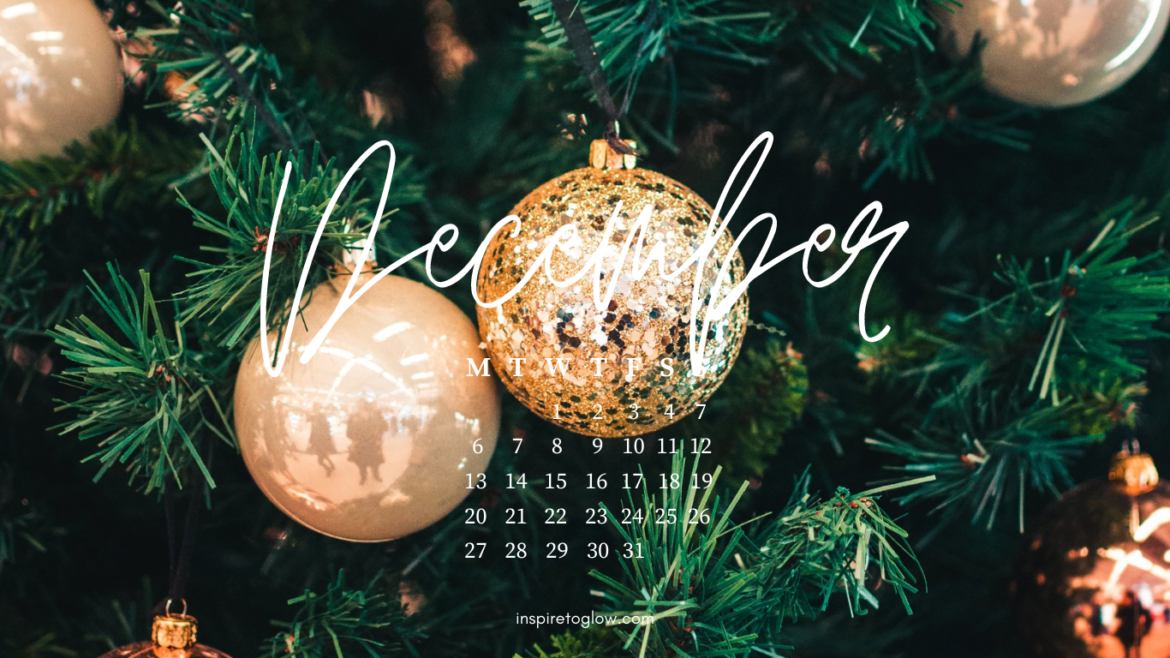 December 2021 Tech Background - Christmas Tree Gold Decorations - Calendar Monday Start