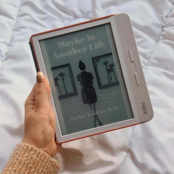 Maybe in Another Life by Taylor Jenkins Reid - Book recommendations - Inspire to Glow